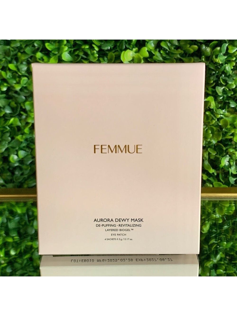 FEMMUE Aurora Dewy Eye Mask Patches
| NEW | De-puffing Revitalizing Biogel Patch